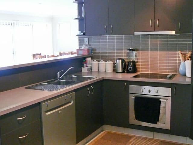 8 Alford Lane, PACIFIC PINES QLD 4211, Pacific Pines - Thumbnail 4