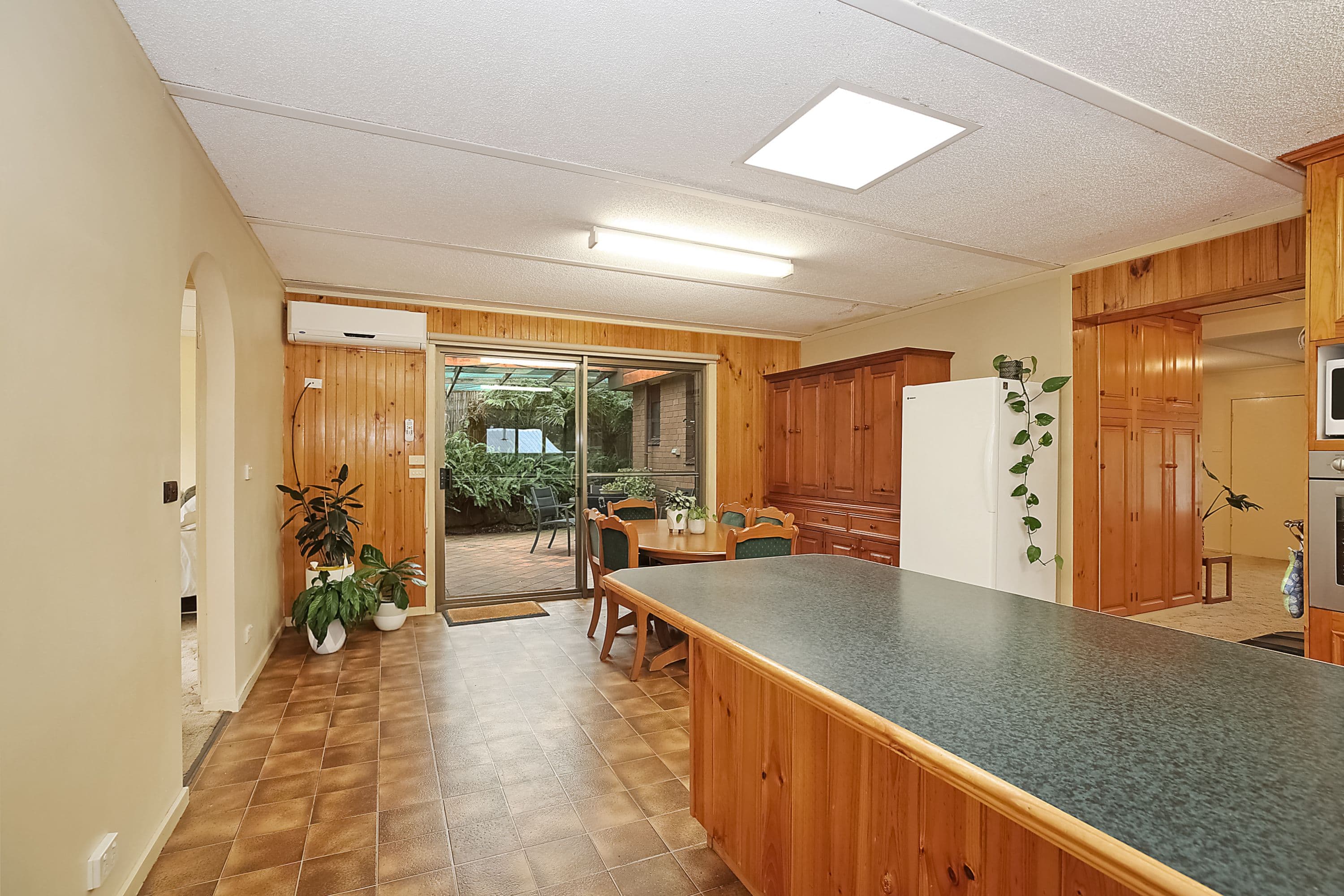 25 Shenfield Street, Cobden VIC 3266, Cobden - Thumbnail 3
