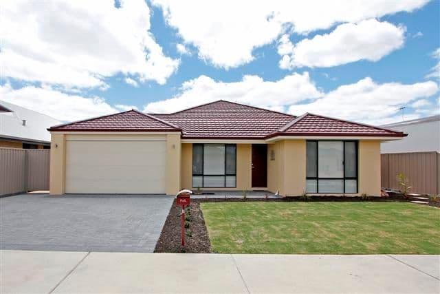 3 Grenoble Street, PIARA WATERS WA 6112, Piara Waters - Image 1