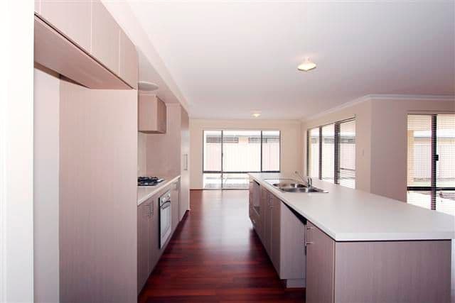 3 Grenoble Street, PIARA WATERS WA 6112, Piara Waters - Thumbnail 8