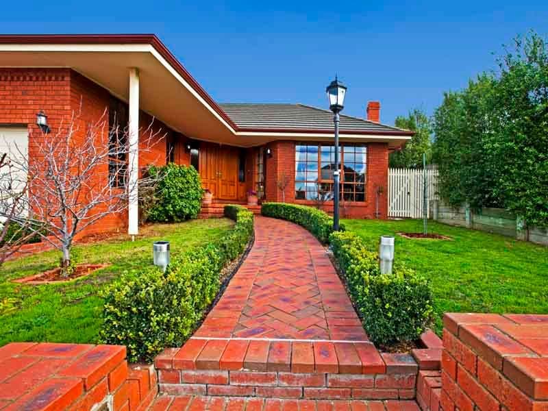 16 St Catherines Drive, HIGHTON VIC 3216, Highton - Image 1