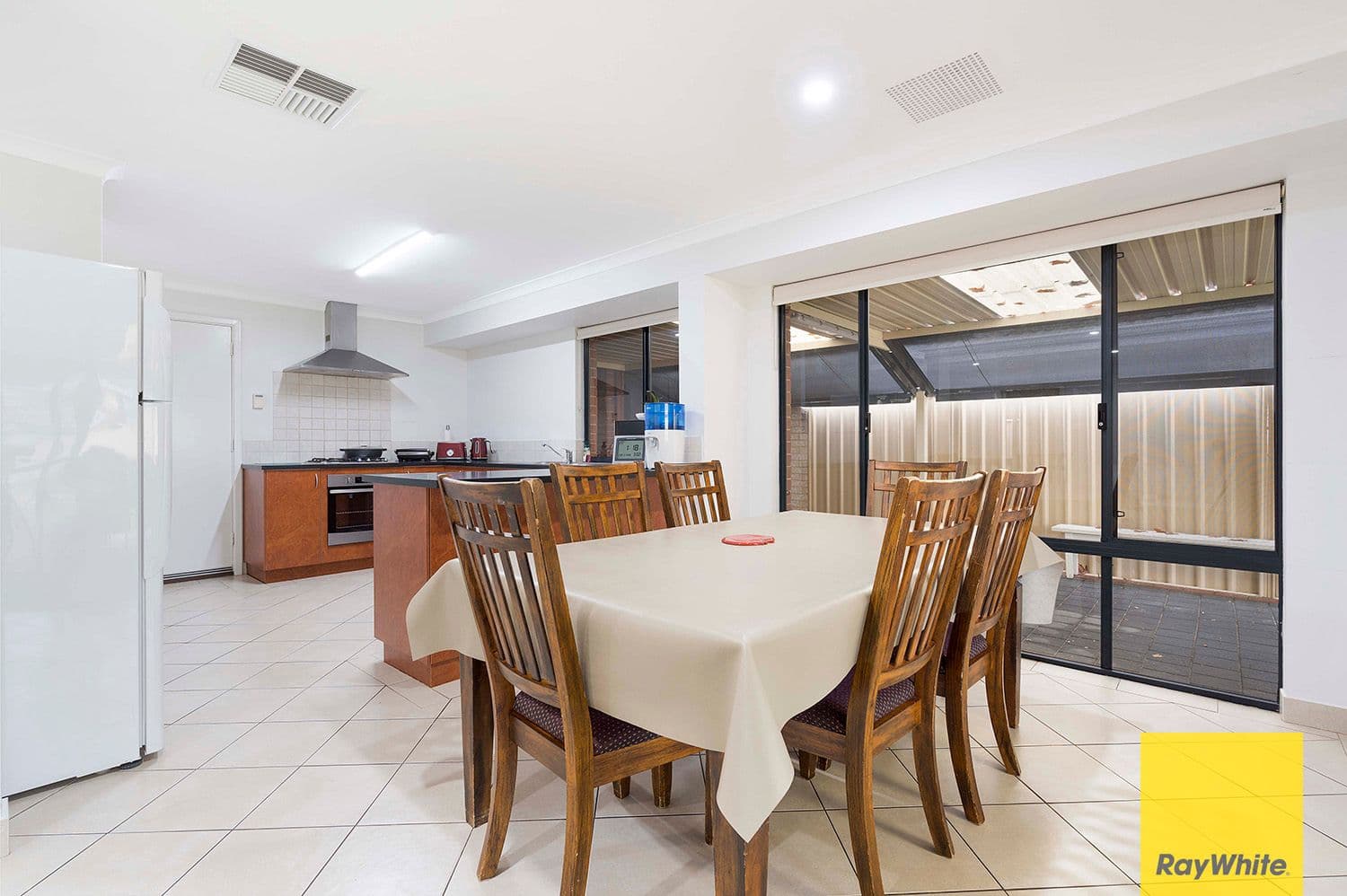 67 Towncentre Drive, Thornlie WA 6108, Thornlie - Thumbnail 3