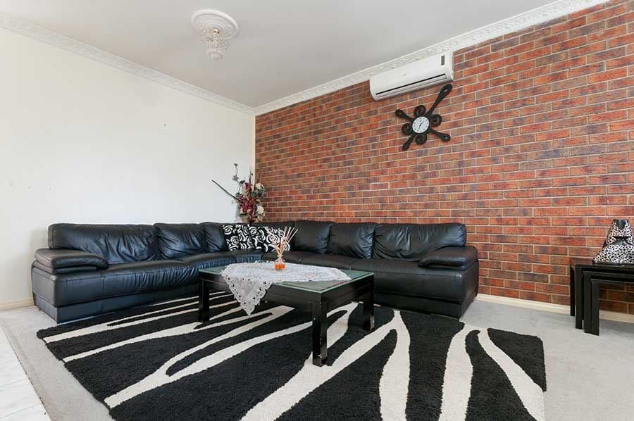 35 Rostron Way, Roxburgh Park VIC 3064, Roxburgh Park - Thumbnail 2