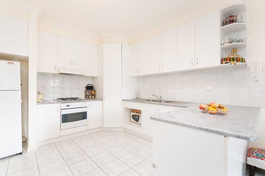 35 Rostron Way, Roxburgh Park VIC 3064, Roxburgh Park - Thumbnail 3