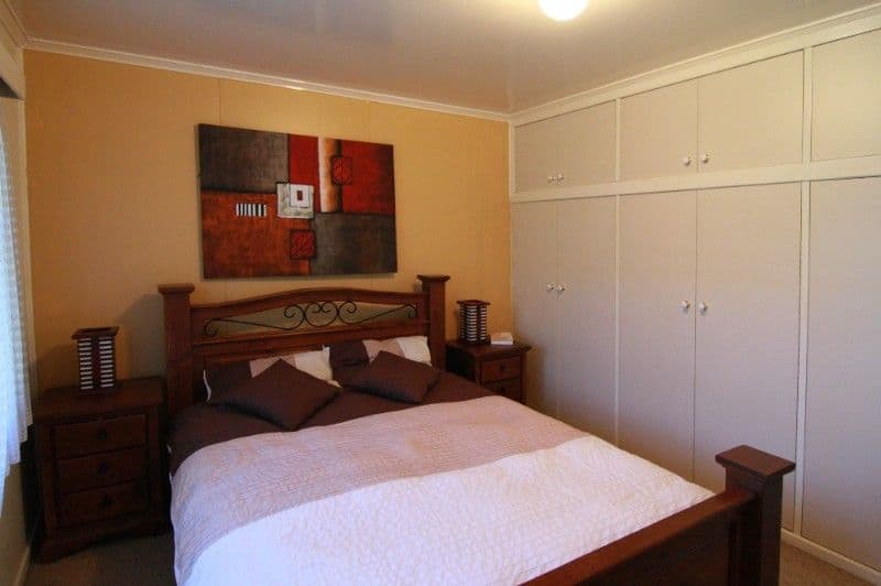 29 Hursley Road, NEWTOWN QLD 4350, Newtown - Thumbnail 3