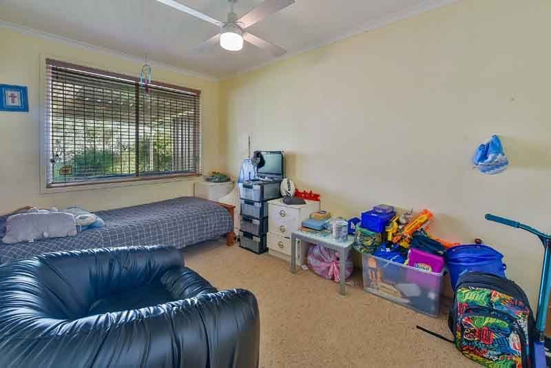 29 Fenton Crescent, Minto NSW 2566, Minto - Thumbnail 5