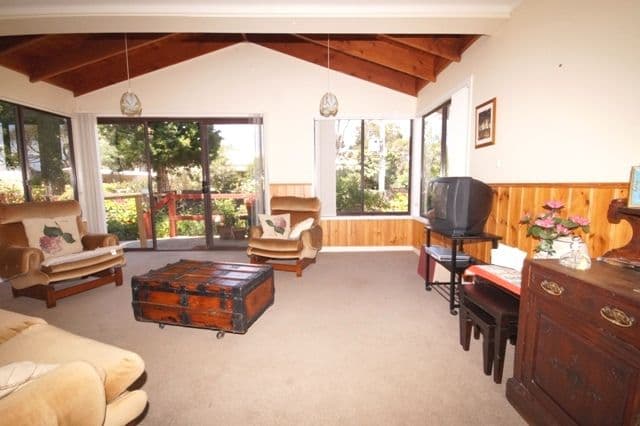 83 Justice Road, Cowes VIC 3922, Cowes - Thumbnail 2