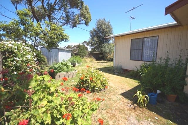 83 Justice Road, Cowes VIC 3922, Cowes - Thumbnail 8