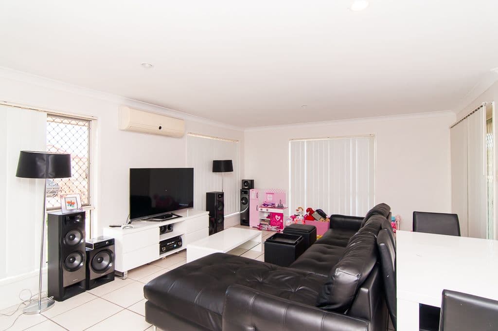 87 Fernbrook Drive, Morayfield QLD 4506, Morayfield - Thumbnail 3