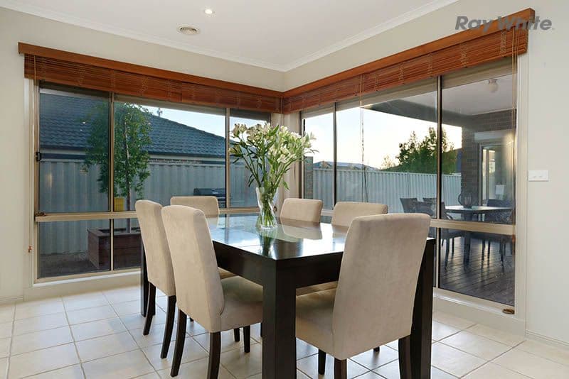 13 Conrad Terrace, TAYLORS HILL VIC 3037, Taylors Hill - Thumbnail 4
