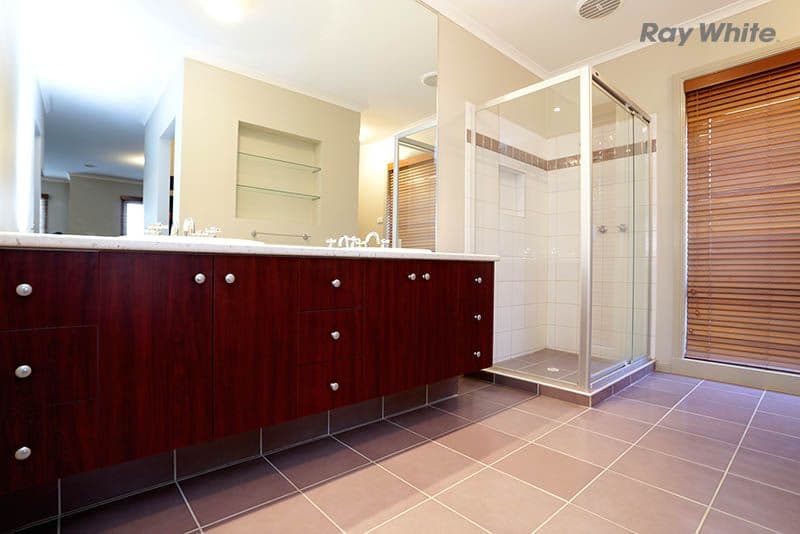13 Conrad Terrace, TAYLORS HILL VIC 3037, Taylors Hill - Thumbnail 8