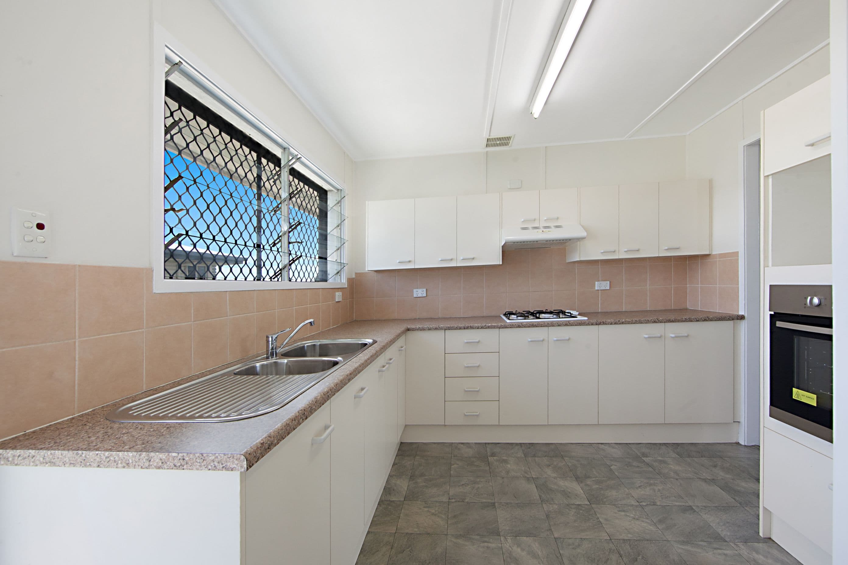 239 Palmerston Street, Vincent QLD 4814, Vincent - Thumbnail 4
