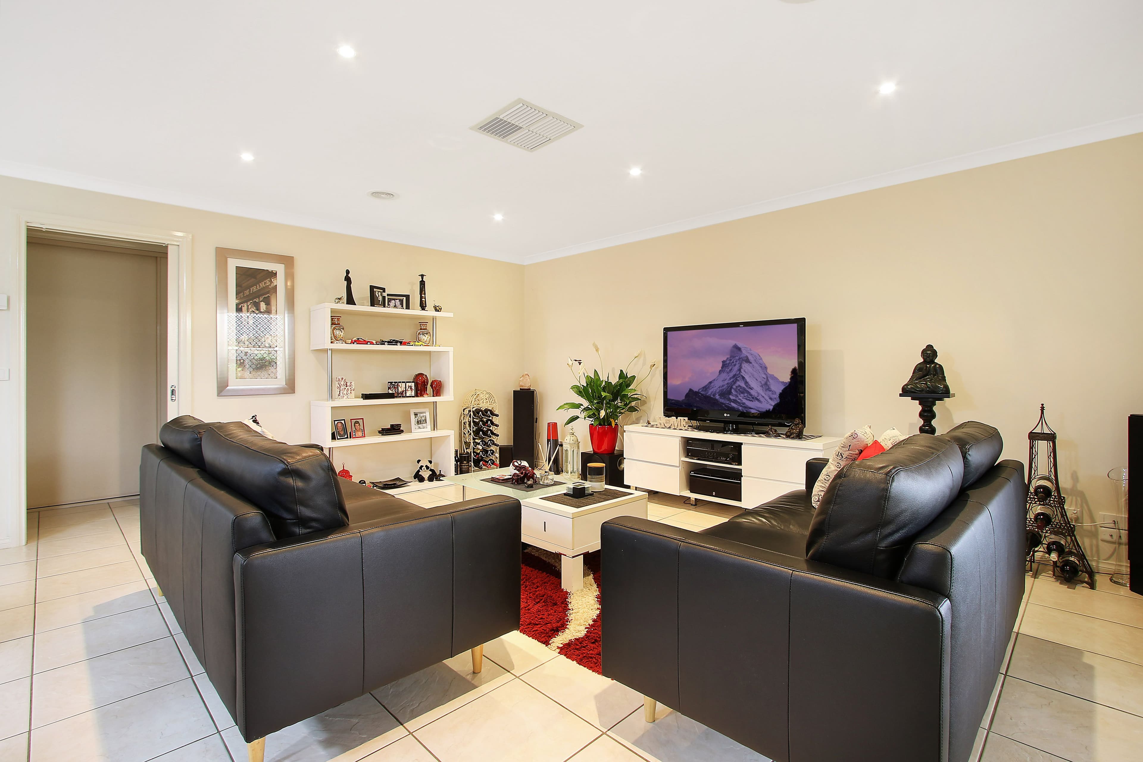 17 Birkdale Terrace, West Wodonga VIC 3690, West Wodonga - Thumbnail 2