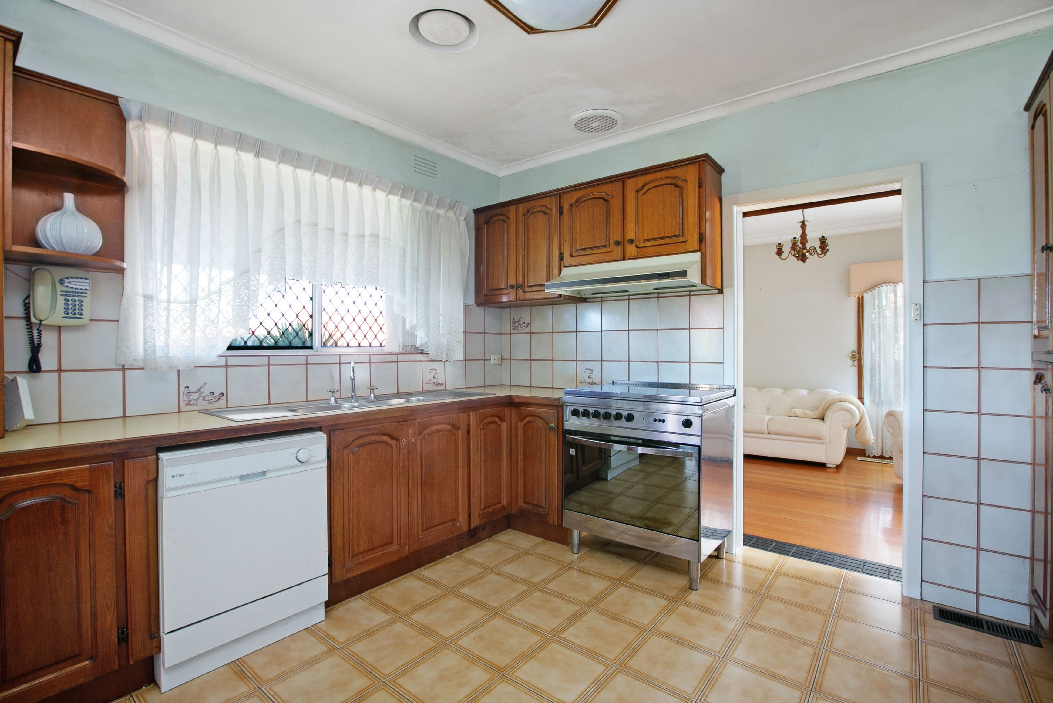 22 Callander Street, Reservoir VIC 3073, Reservoir - Thumbnail 7