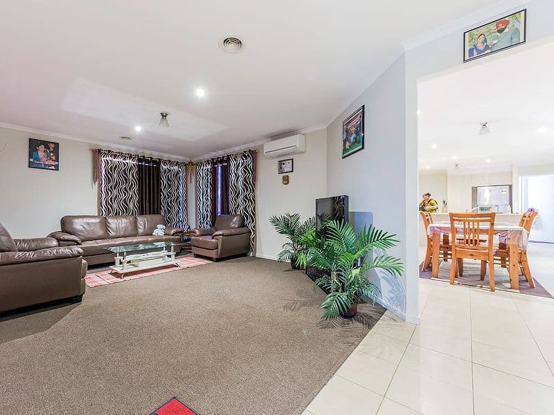 32 Edmund Drive, Tarneit VIC 3029, Tarneit - Thumbnail 3