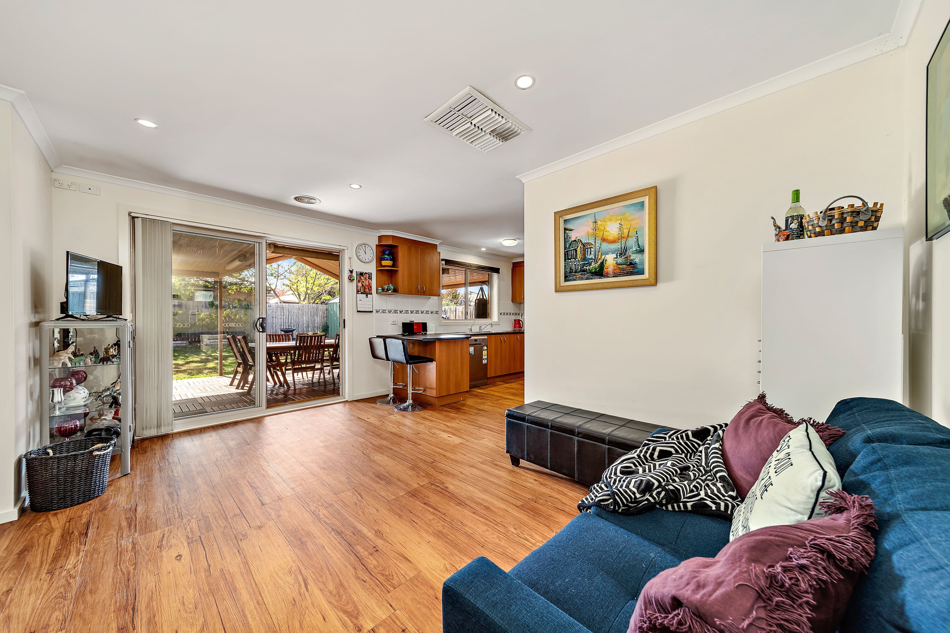 52 Gouldsmith Street, Dunlop ACT 2615, Dunlop - Thumbnail 7