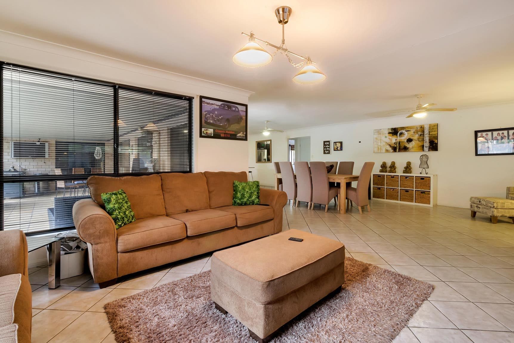 1 Blueash Crescent, Oxenford QLD 4210, Oxenford - Thumbnail 6