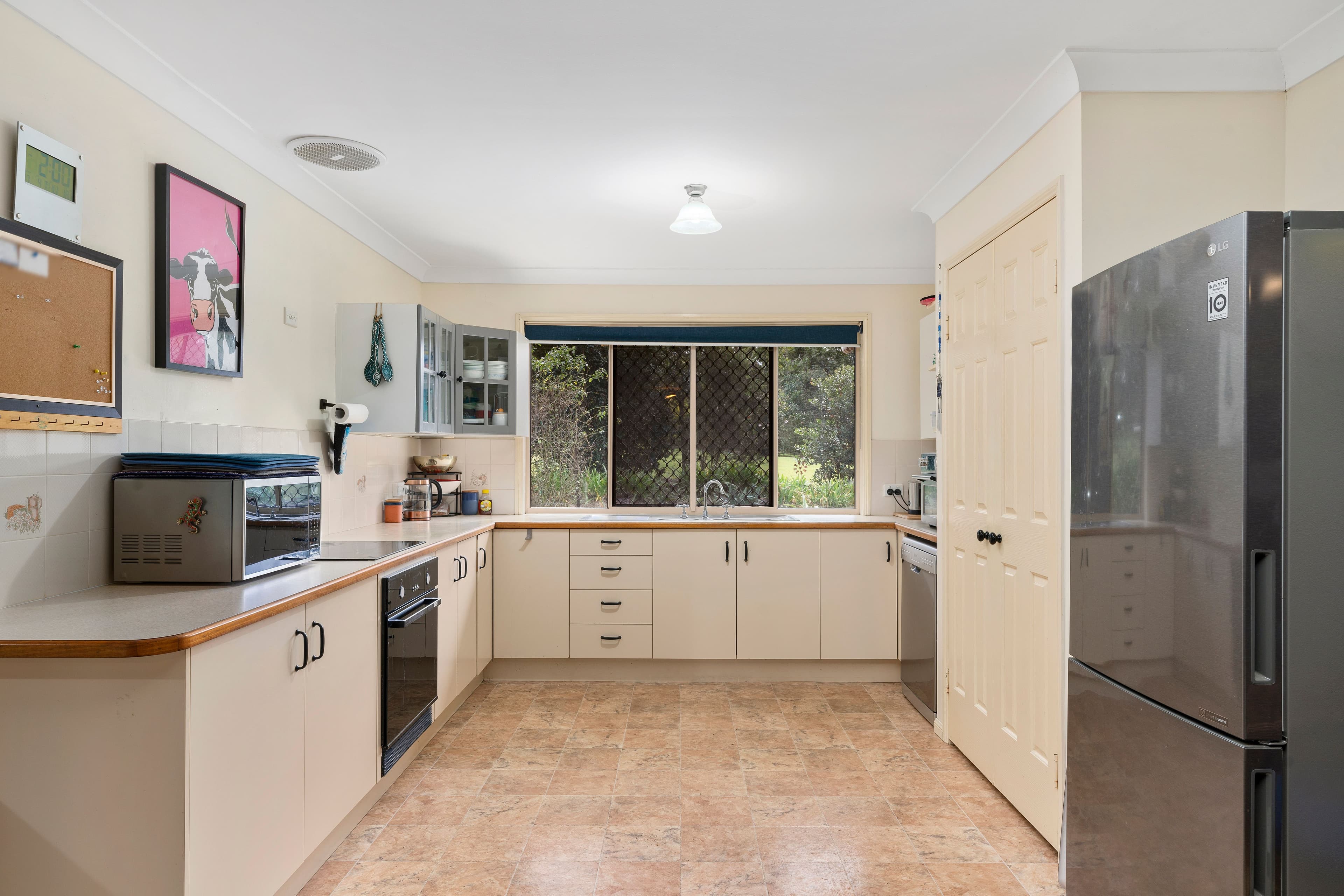 10 Heather Court, Woodford QLD 4514, Woodford - Thumbnail 6
