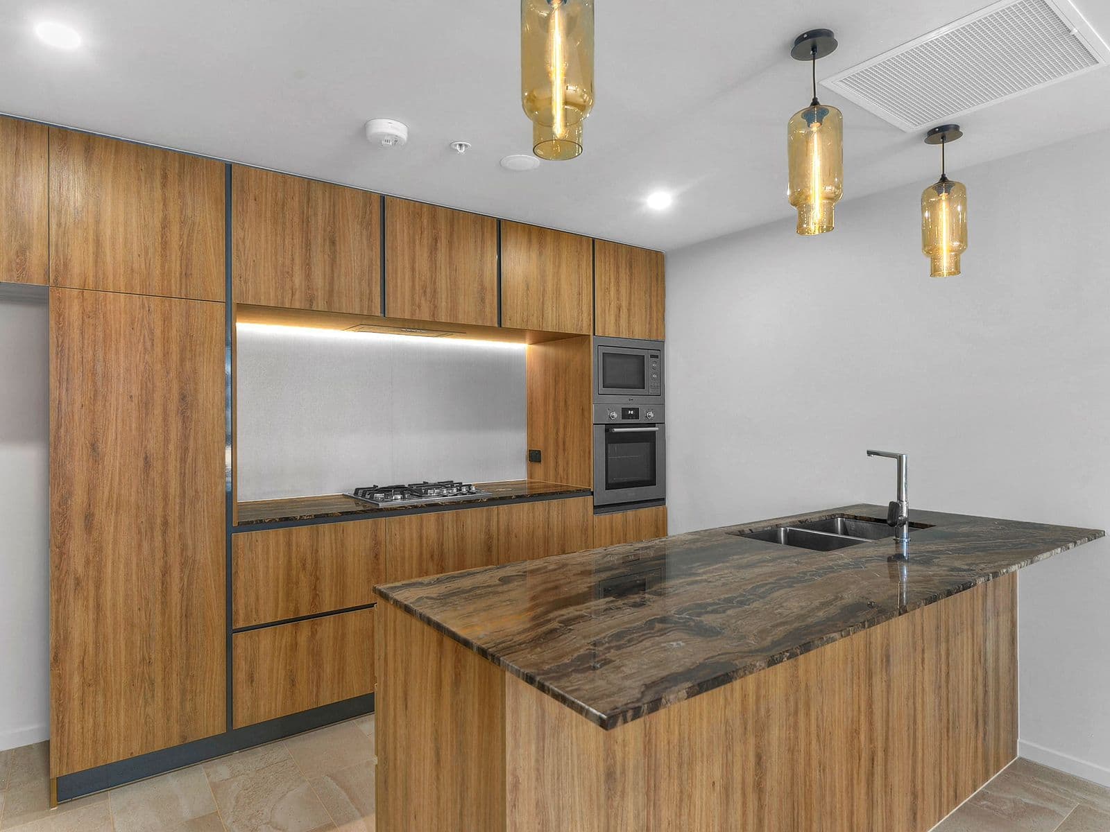 27 Commercial Road, Newstead QLD 4006, Newstead - Thumbnail 4