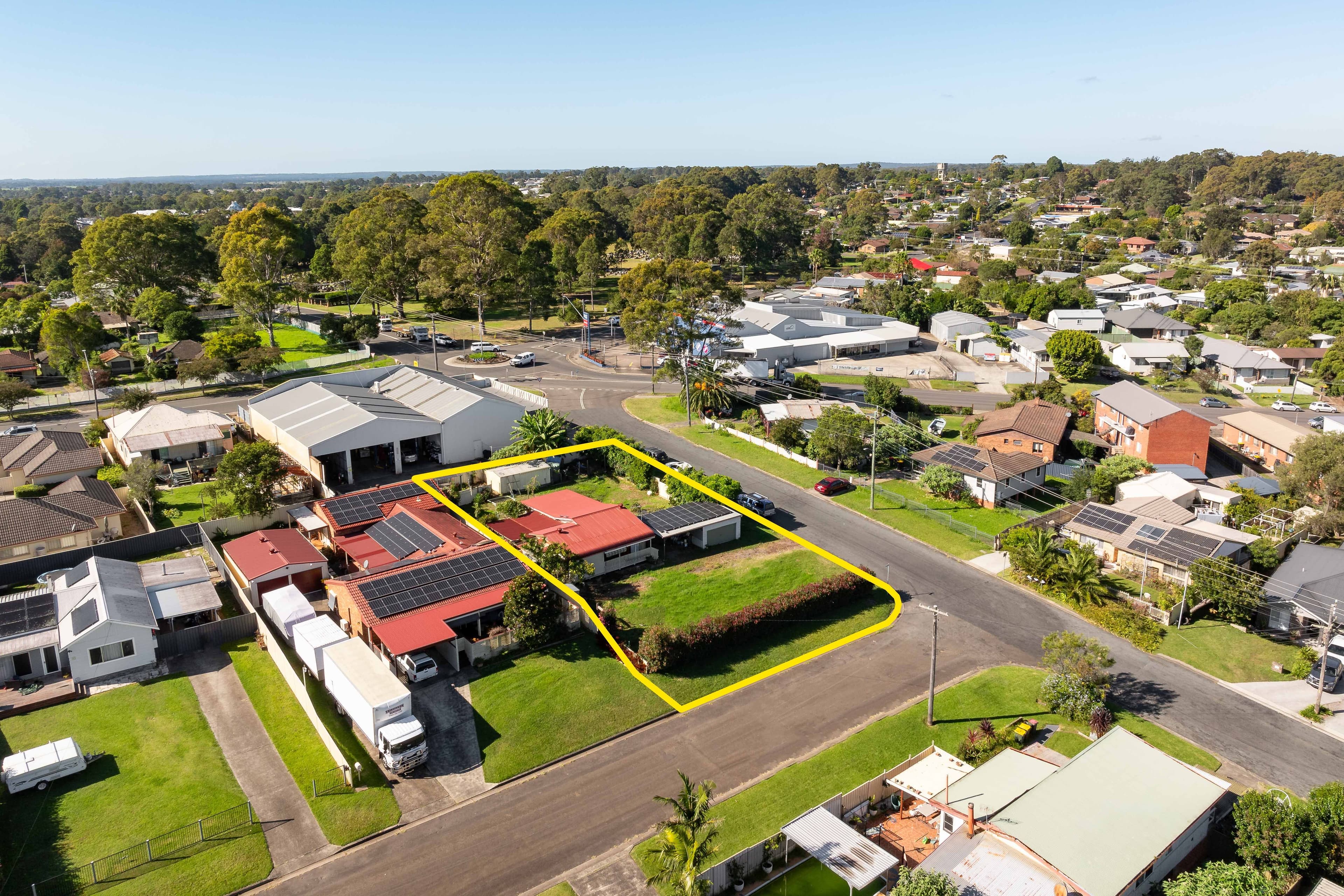 22 Hale Avenue, Nowra NSW 2541, Nowra - Image 1