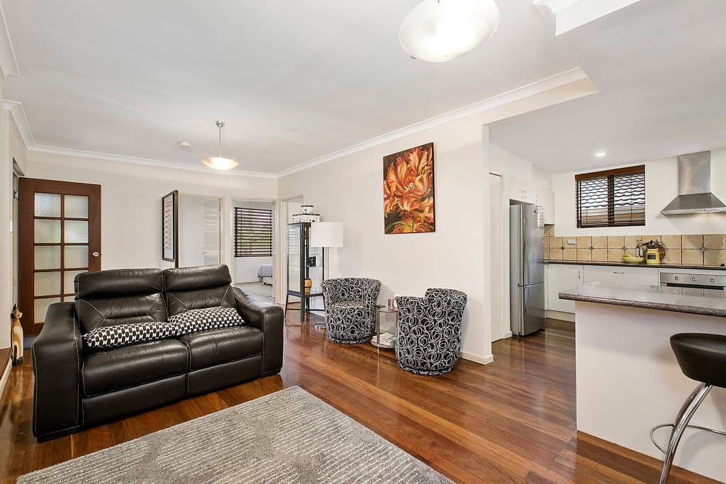 37 Fisher Avenue, Southport QLD 4215, Southport - Thumbnail 6