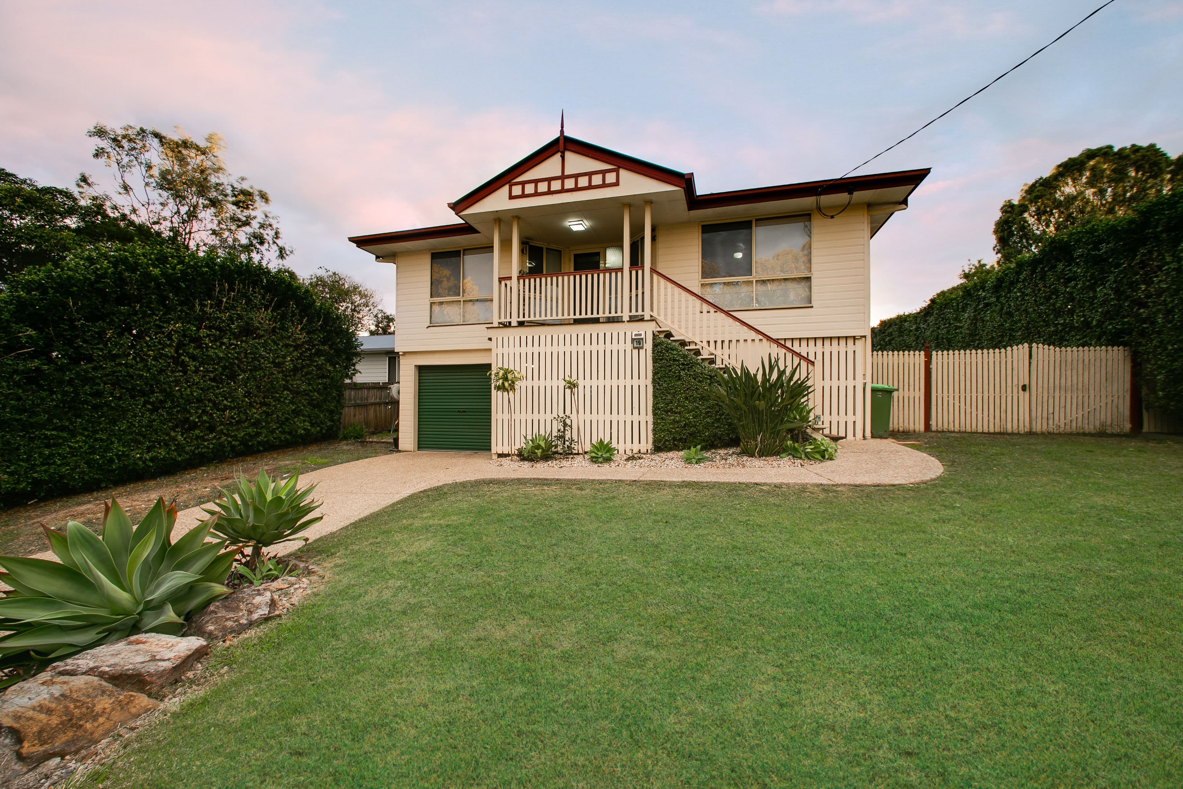 19 Sealy Street, Silkstone QLD 4304, Silkstone - Thumbnail 3
