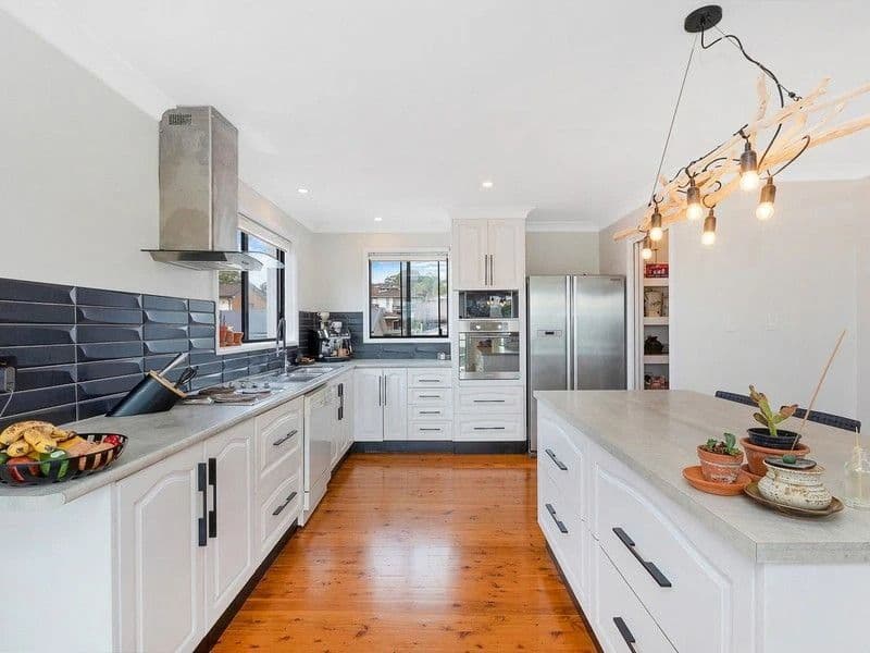 12 & 12a Highclere Street, Bateau Bay NSW 2261, Bateau Bay - Thumbnail 2