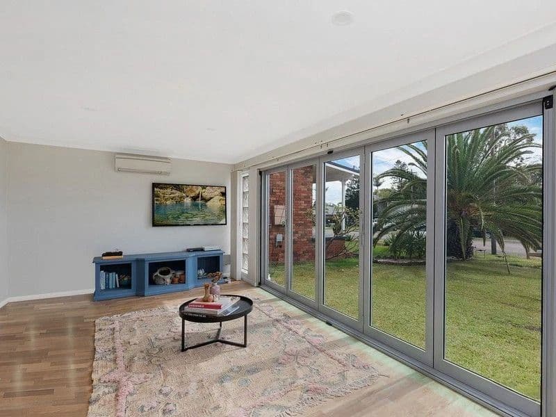 12 & 12a Highclere Street, Bateau Bay NSW 2261, Bateau Bay - Thumbnail 7