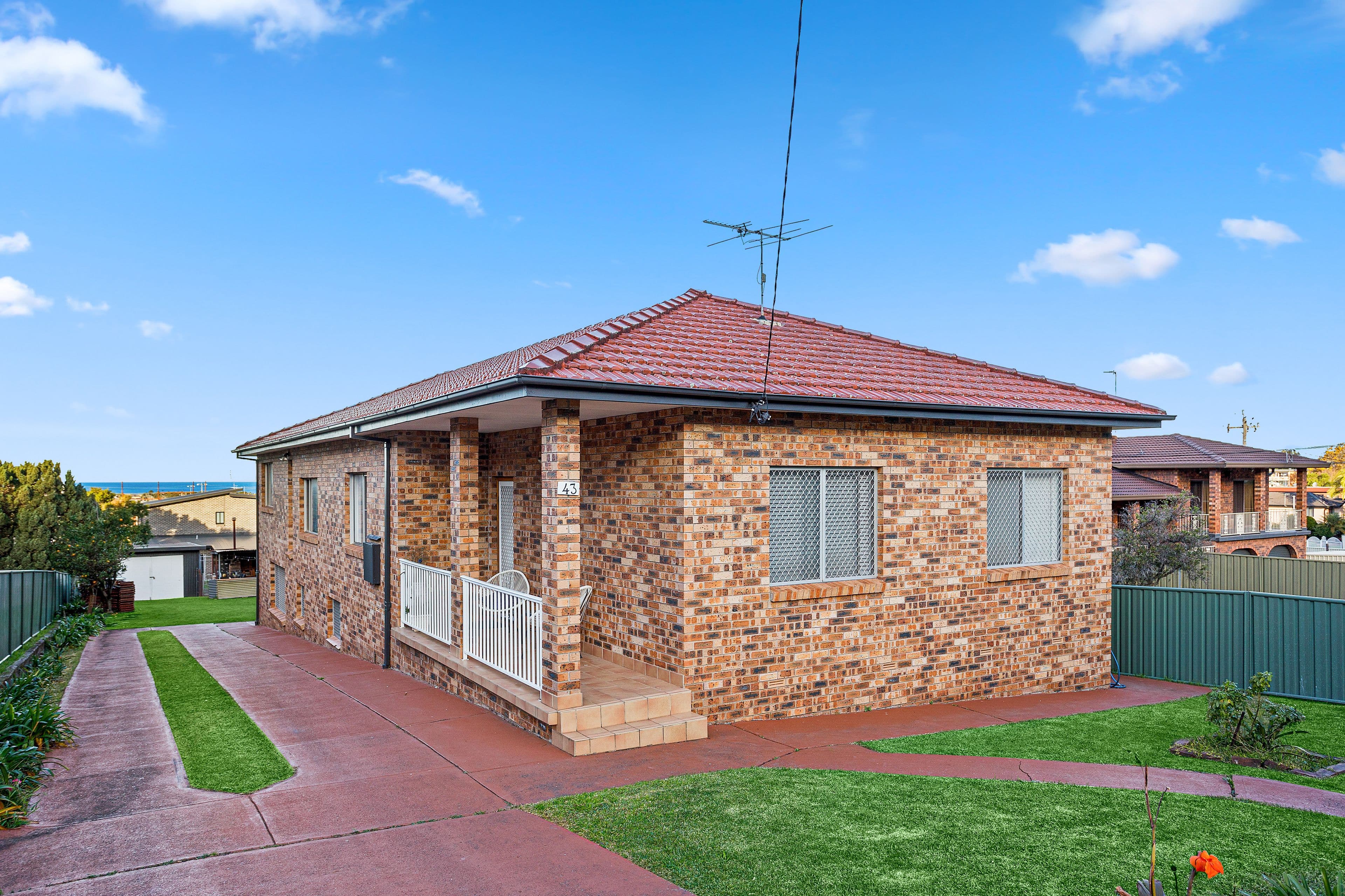43 McKenzie Avenue, Wollongong NSW 2500, Wollongong - Image 1