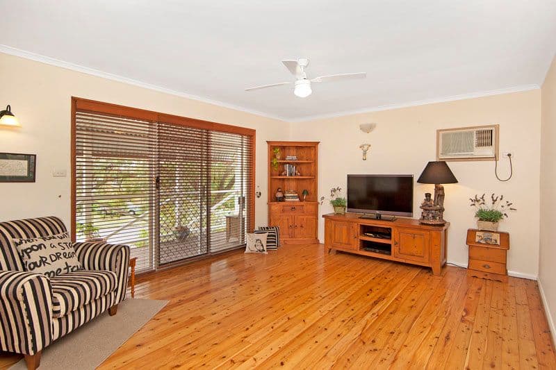 16 Anglers Drive, BATEAU BAY NSW 2261, Bateau Bay - Thumbnail 3