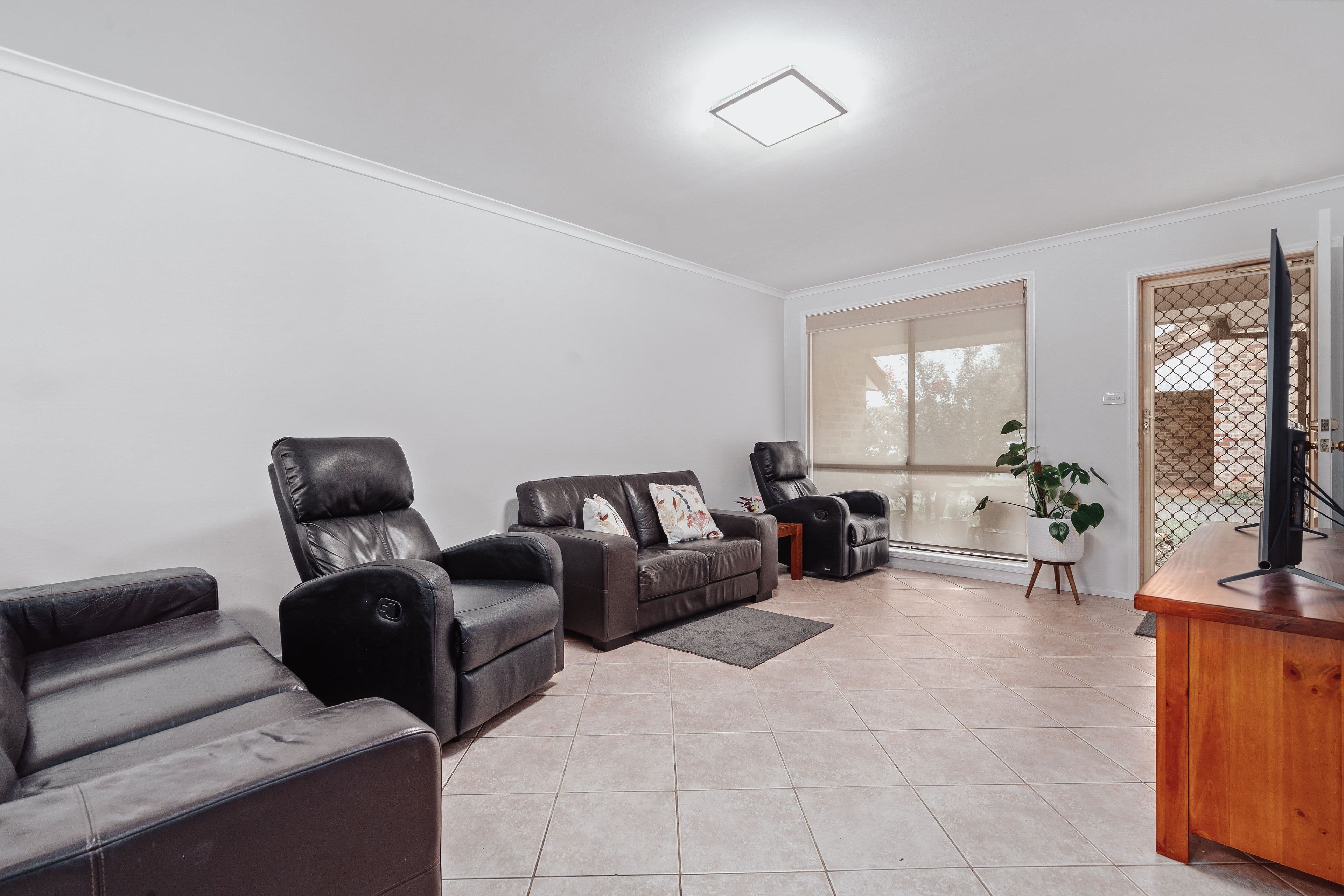 2 Bayton Street, Oxley Park NSW 2760, Oxley Park - Thumbnail 3