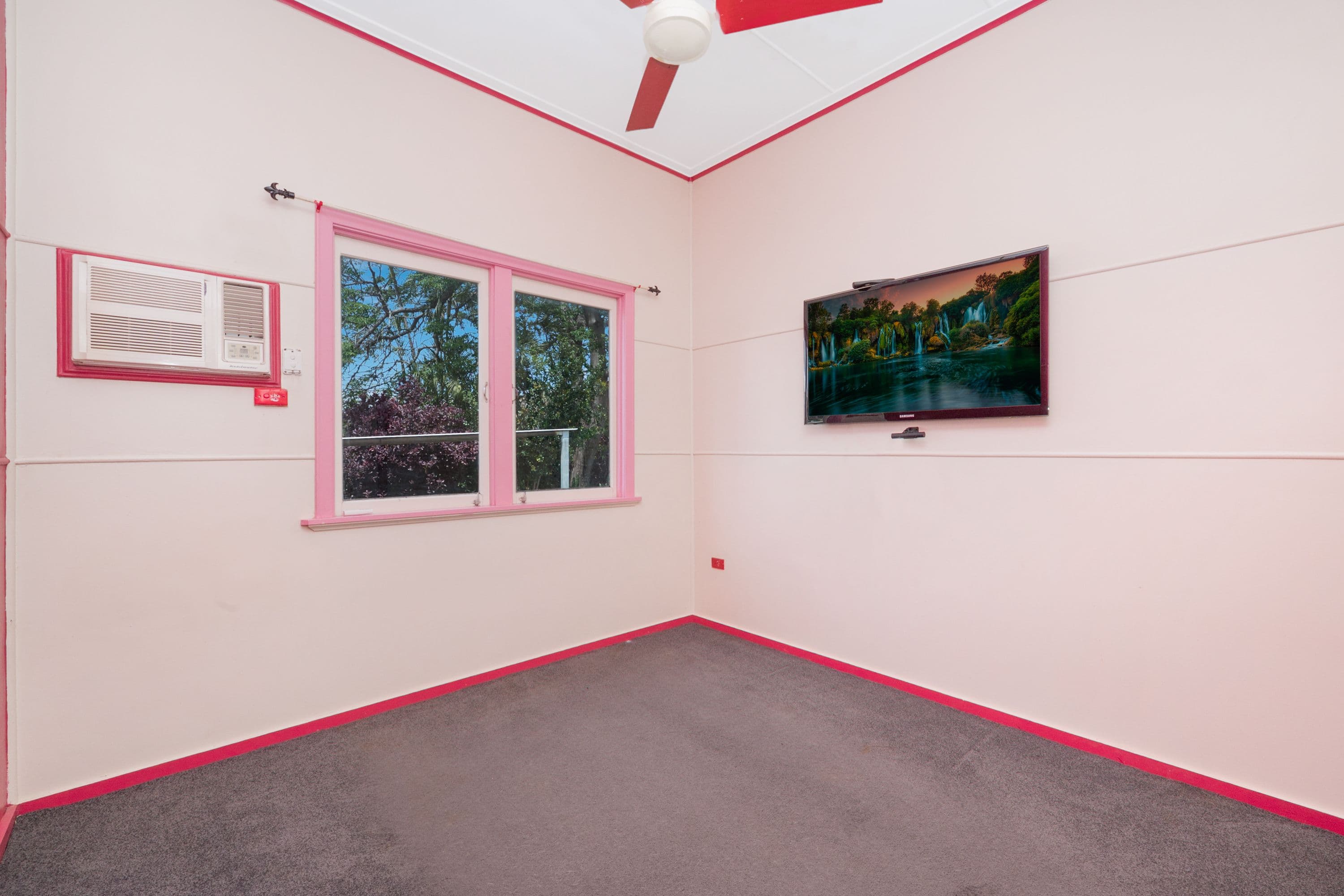 4 Partington Street, Stuart QLD 4811, Stuart - Thumbnail 7