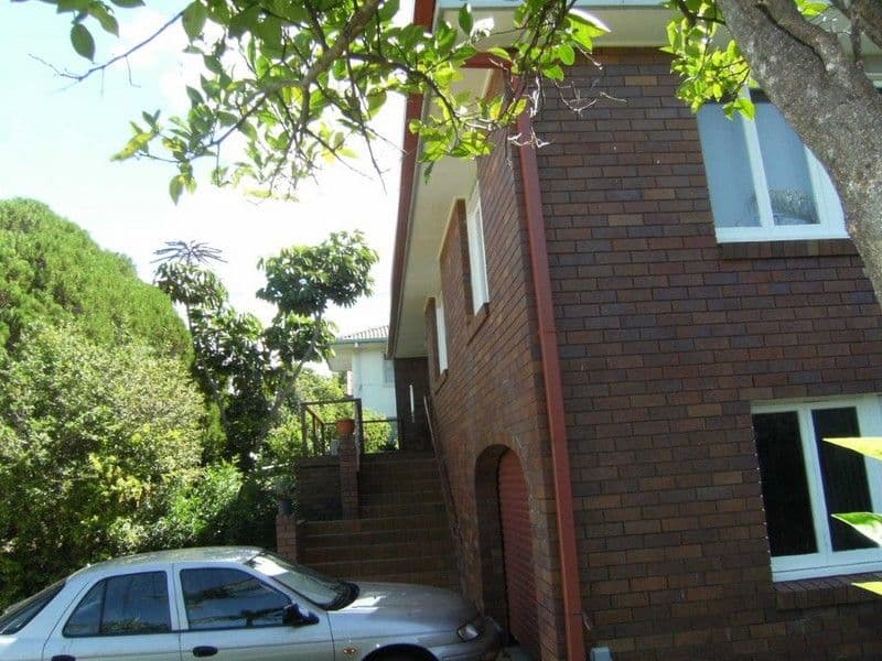 63 Eugaree Street, SOUTHPORT QLD 4215, Southport - Thumbnail 3
