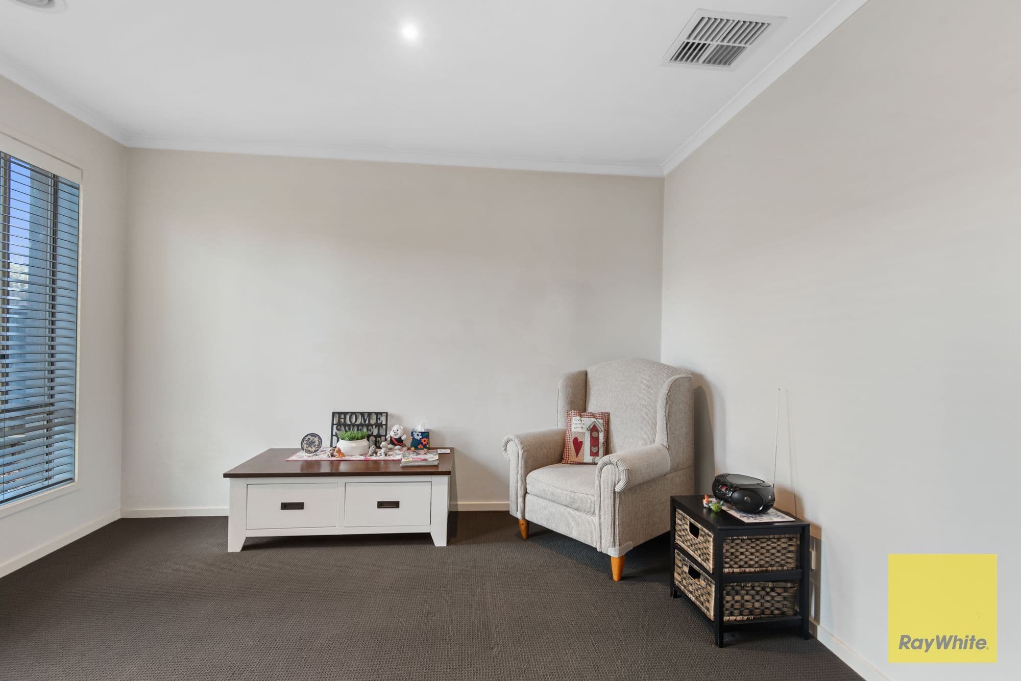 10 Twilight Place, Tarneit VIC 3029, Tarneit - Thumbnail 5