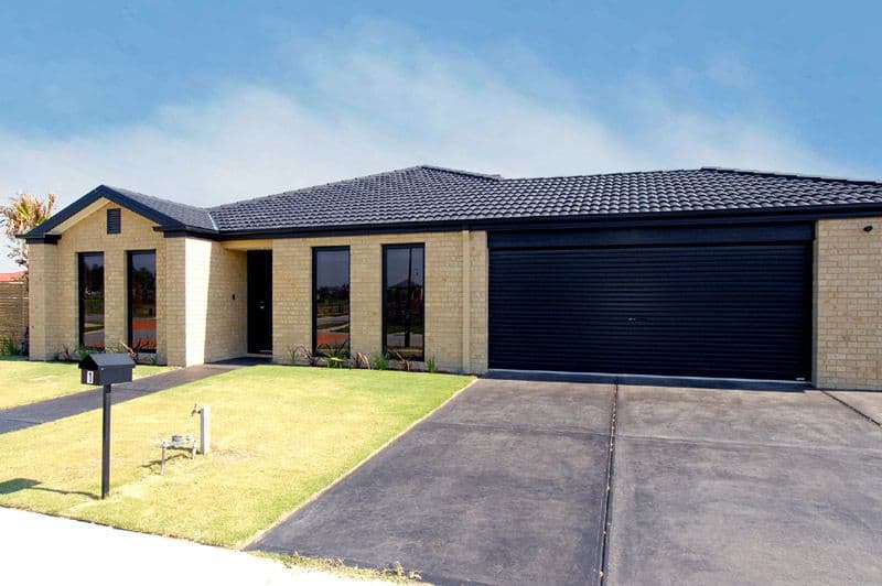 1 Greenfield Court, CRANBOURNE NORTH VIC 3977, Cranbourne North - Image 1