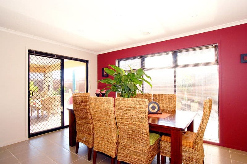 1 Greenfield Court, CRANBOURNE NORTH VIC 3977, Cranbourne North - Thumbnail 3
