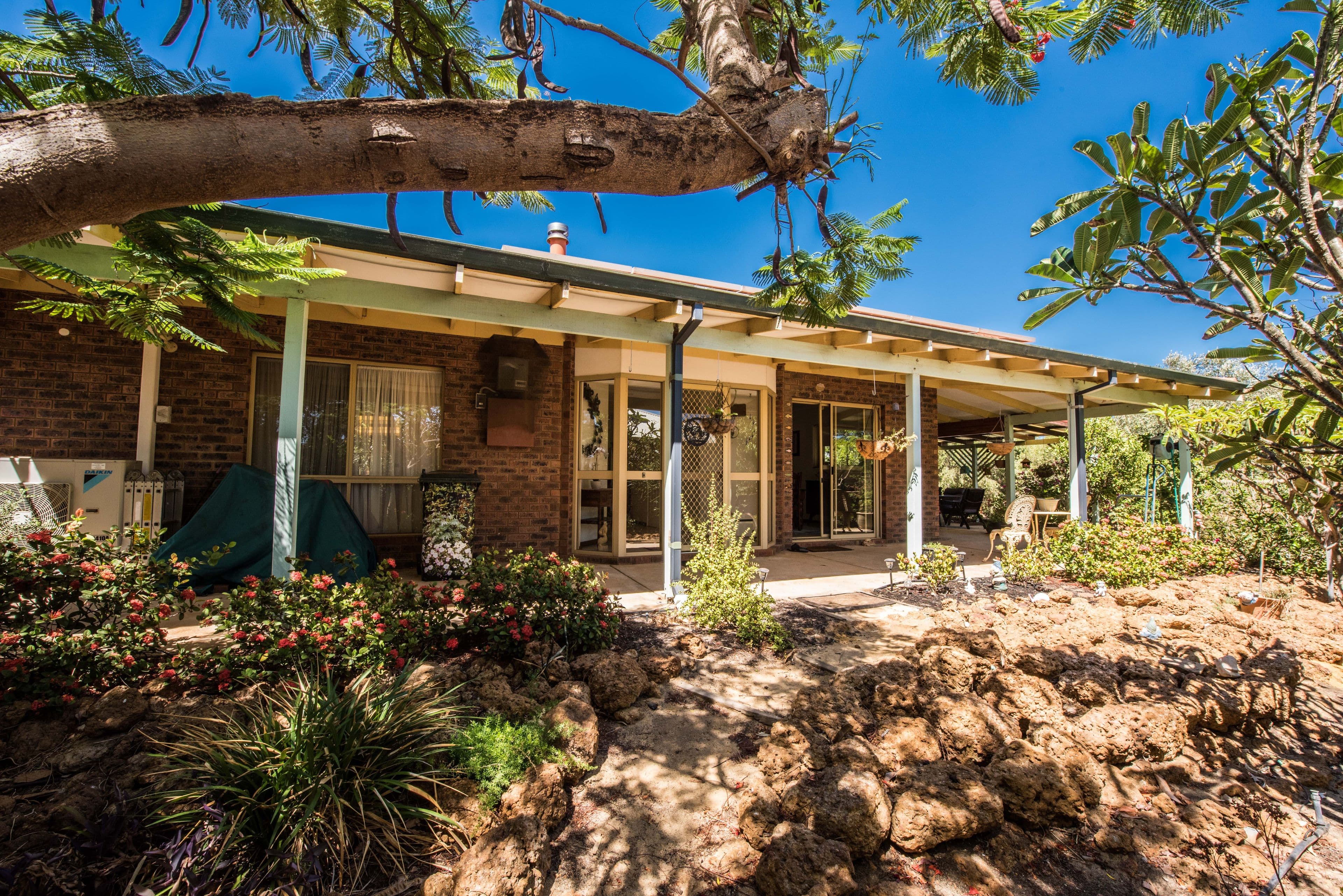 7 Logue Court, Walkaway WA 6528, Walkaway - Thumbnail 2