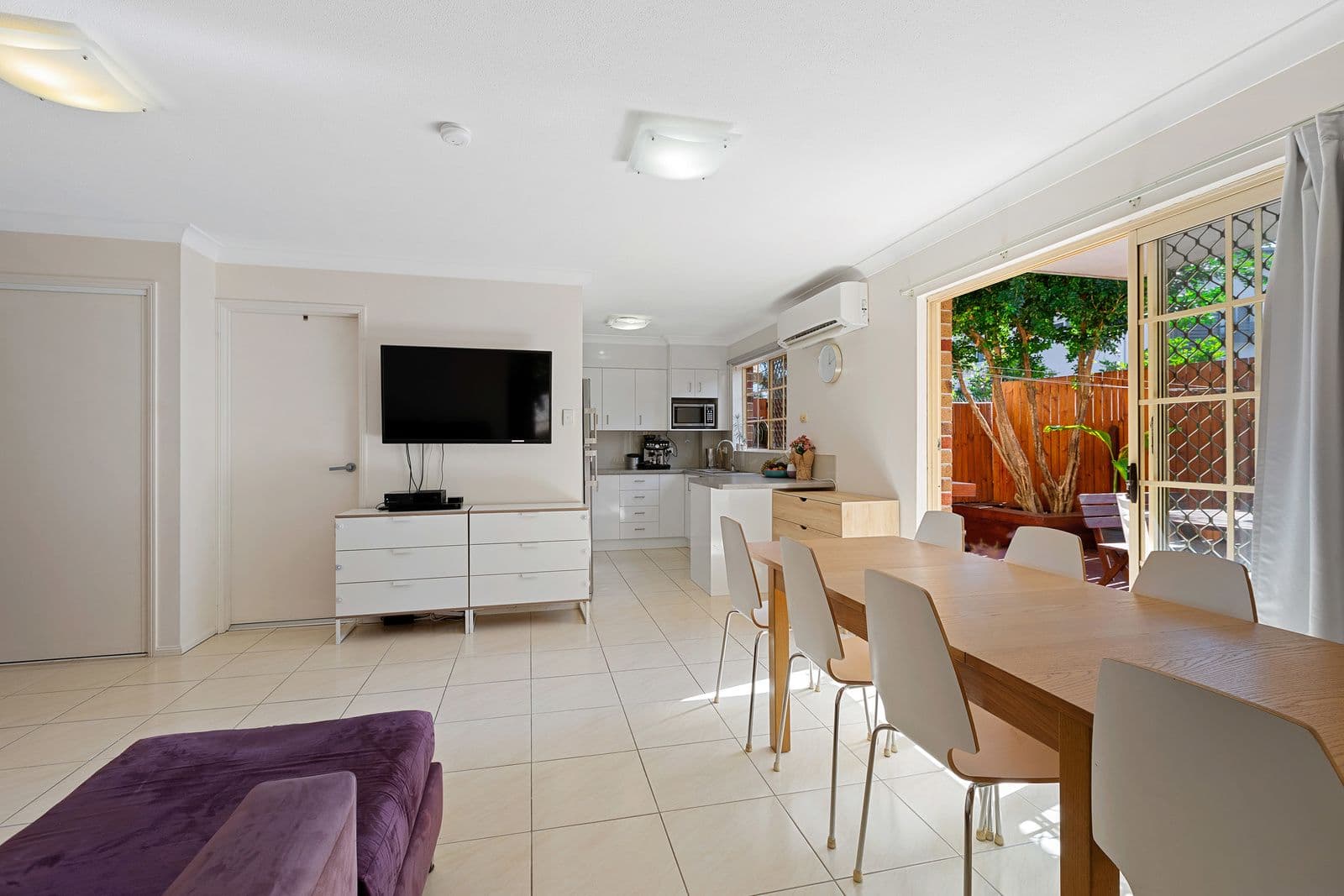 9 Dora Street, Moorooka QLD 4105, Moorooka - Thumbnail 2