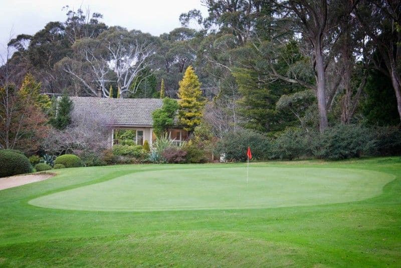 4 Jubilee Avenue, BLACKHEATH NSW 2785, Blackheath - Thumbnail 2