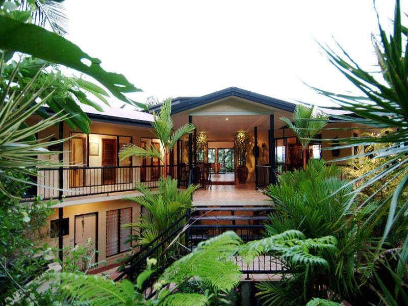 10 Rhapis Court, WHITFIELD QLD 4870, Whitfield - Image 1