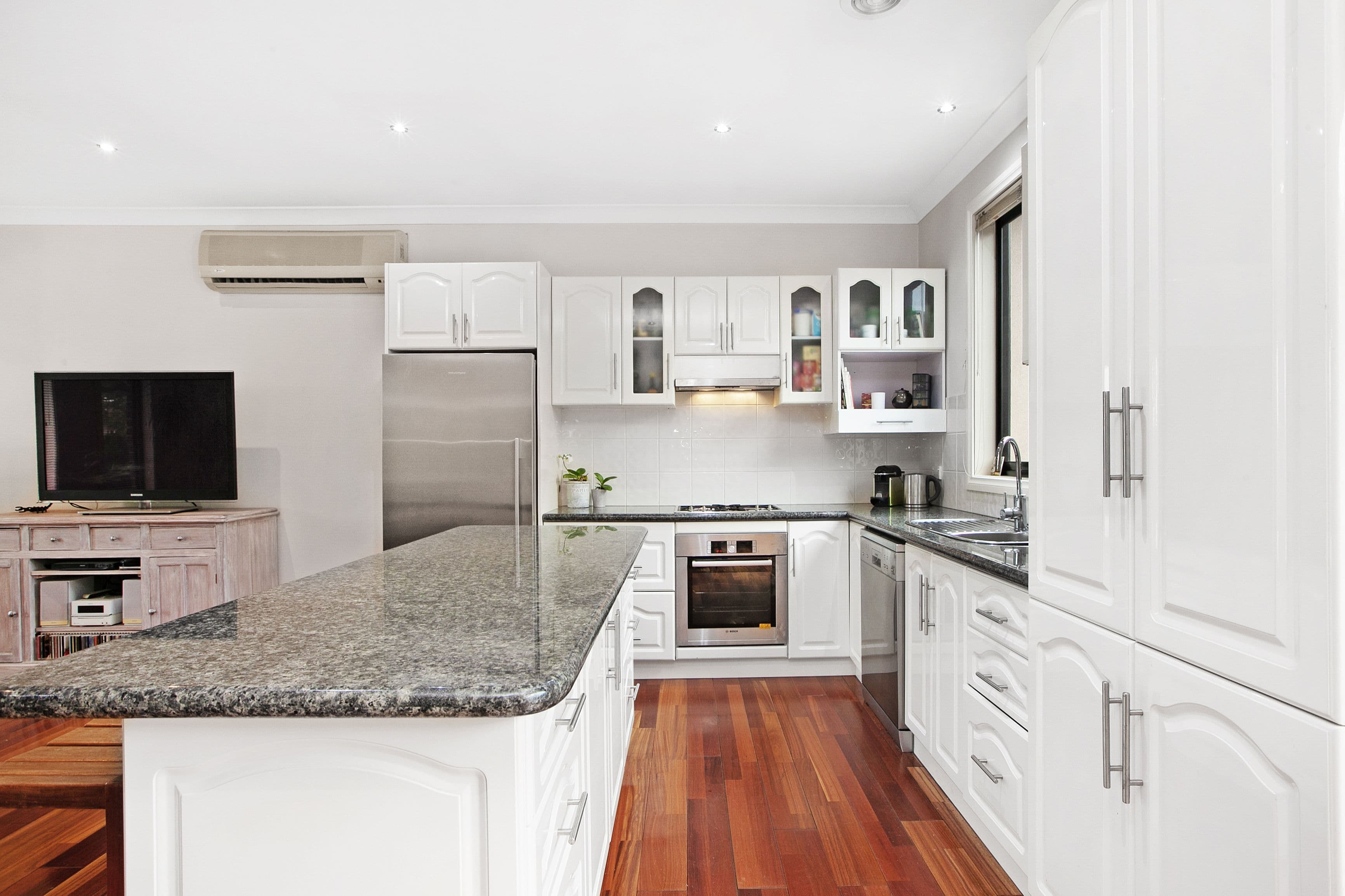 14a Nisbett Street, Reservoir VIC 3073, Reservoir - Thumbnail 4