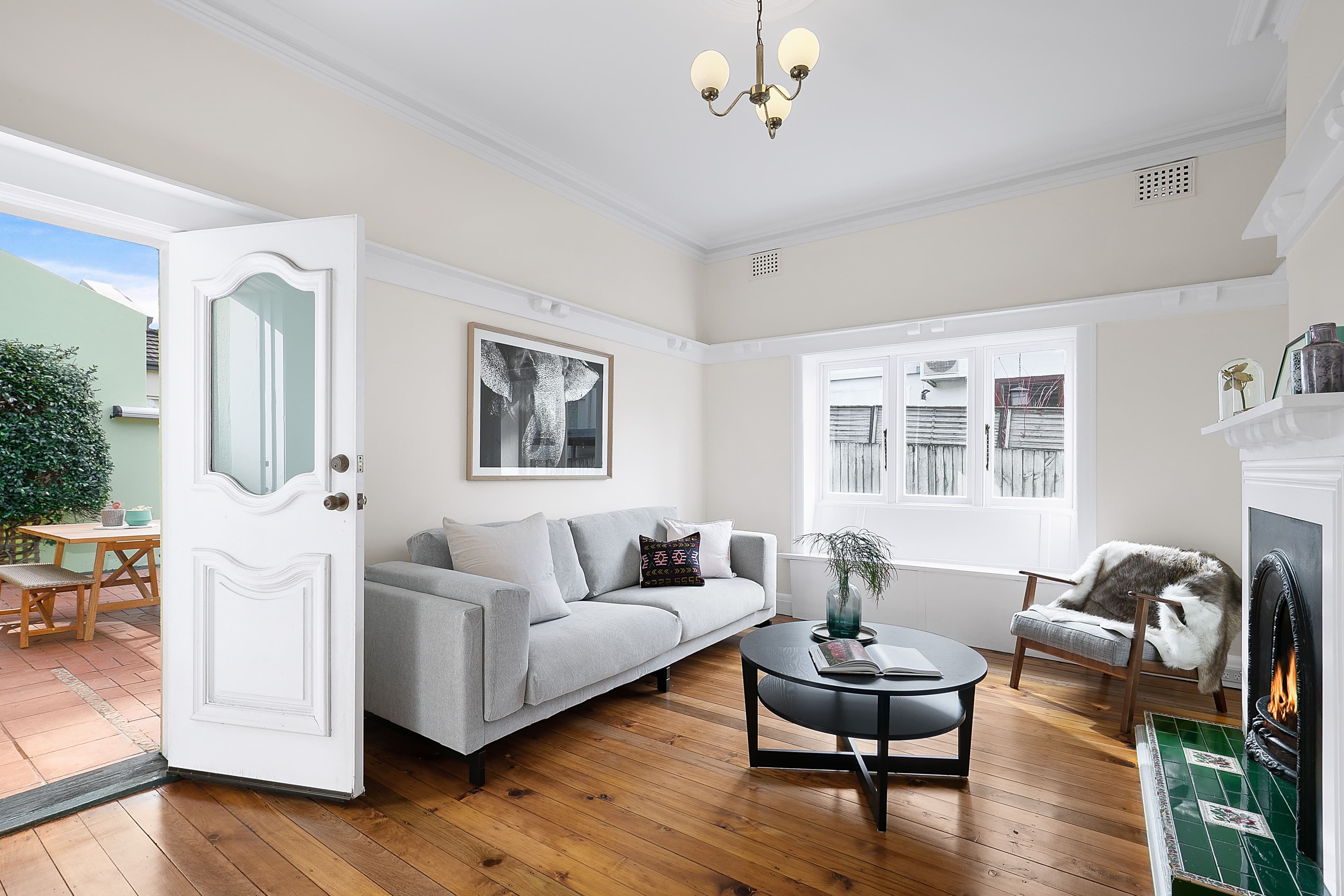 12 Alpha Road, Willoughby - Thumbnail 2