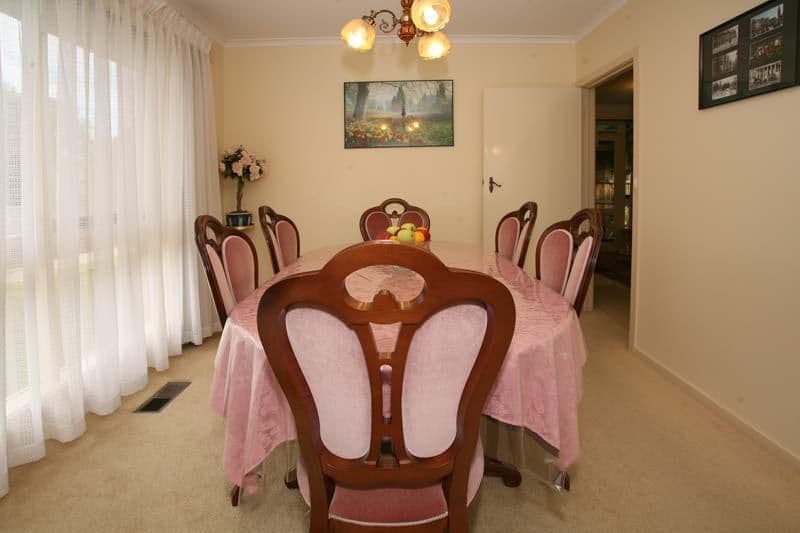 15 Parsons Avenue, GLEN WAVERLEY VIC 3150, Glen Waverley - Thumbnail 4