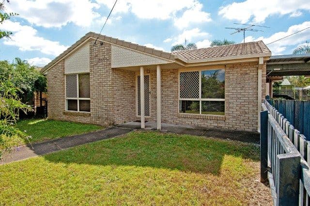 8 Stratton Place, CRESTMEAD QLD 4132, Crestmead - Thumbnail 2