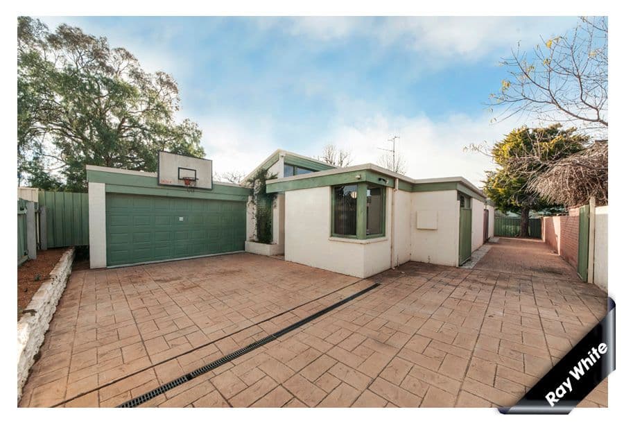 13 Munro Road, QUEANBEYAN NSW 2620, Queanbeyan - Thumbnail 2