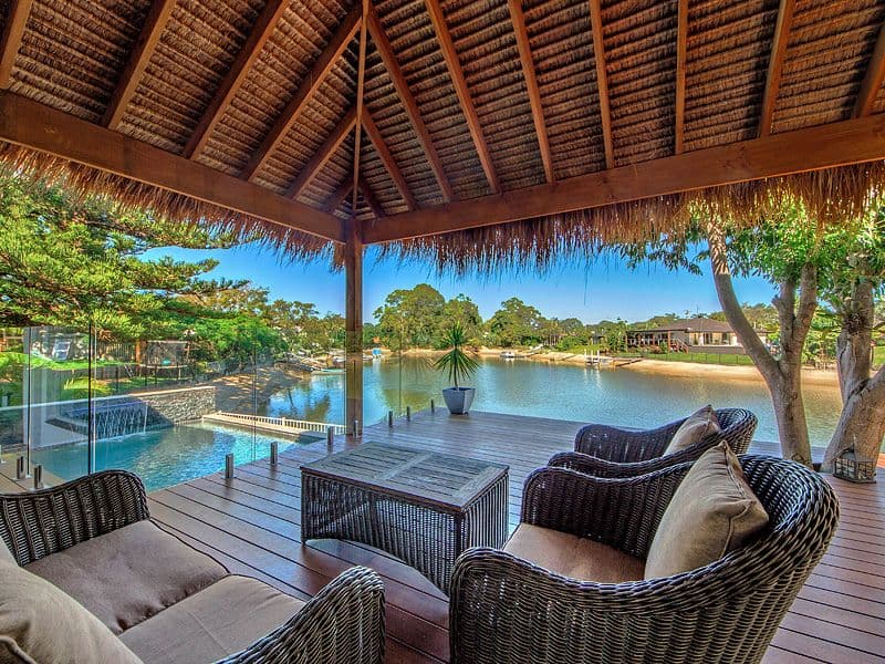 9 Lakeside Avenue, BROADBEACH WATERS QLD 4218, Broadbeach Waters - Thumbnail 2