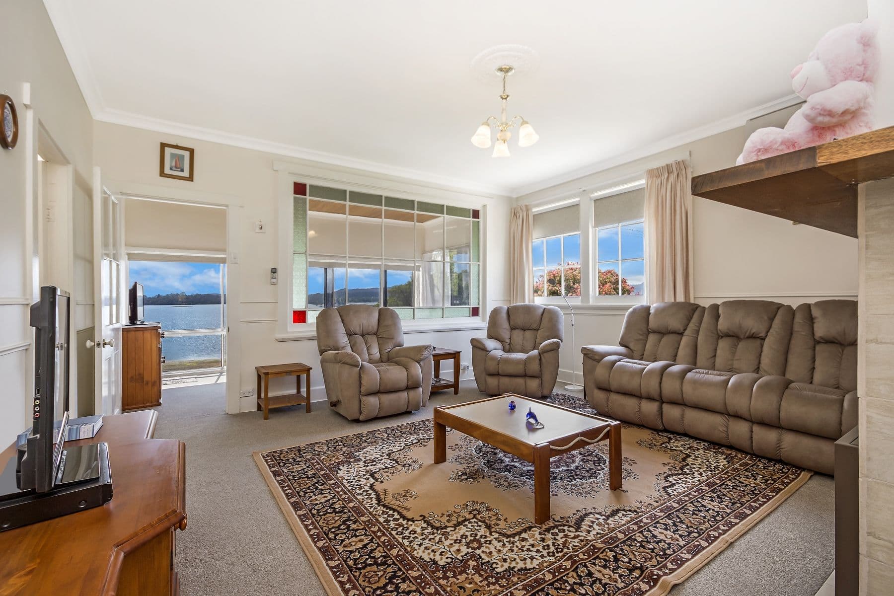 215 Flinders Street, Beauty Point TAS 7270, Beauty Point - Thumbnail 3