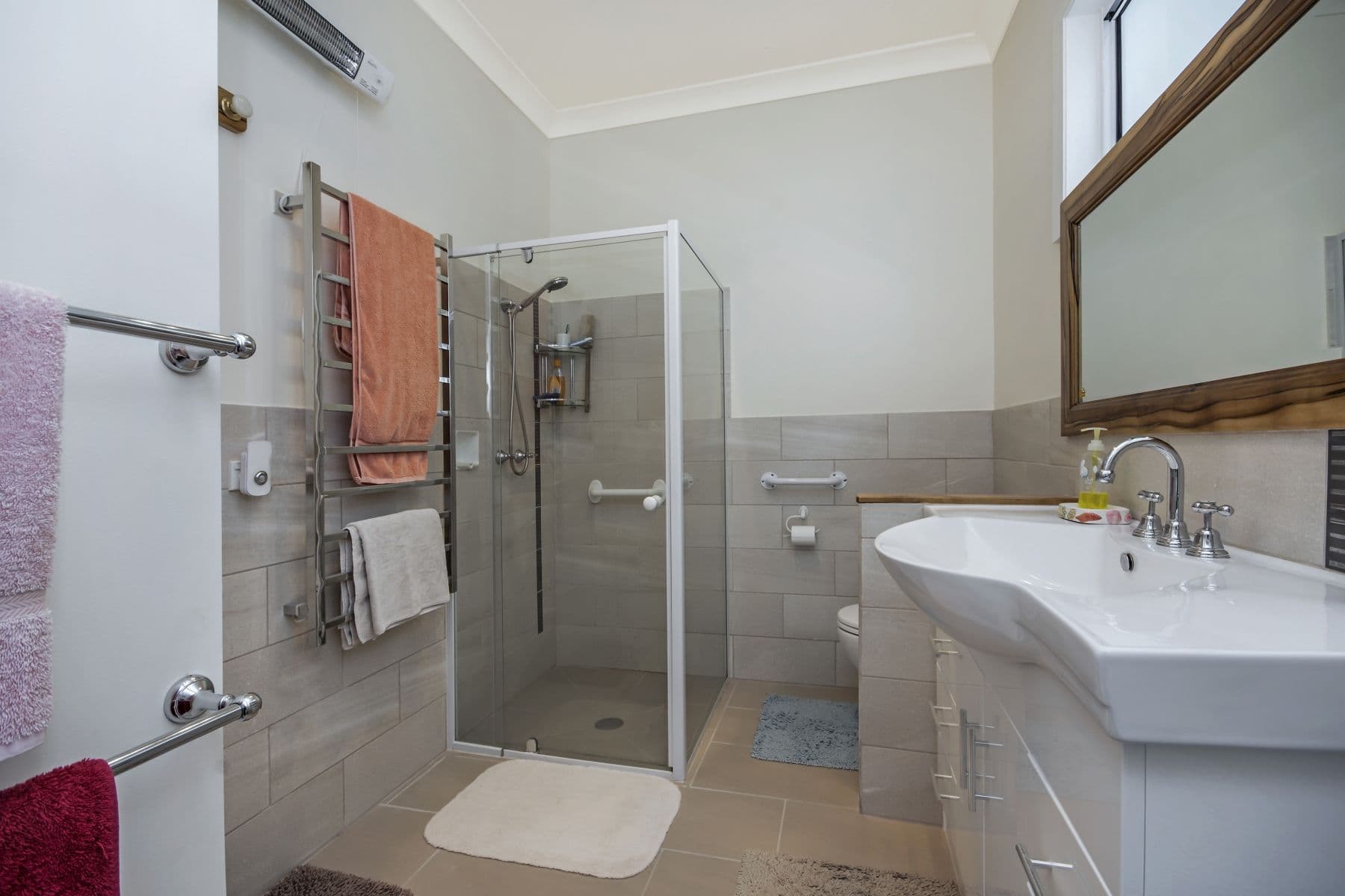 215 Flinders Street, Beauty Point TAS 7270, Beauty Point - Thumbnail 7