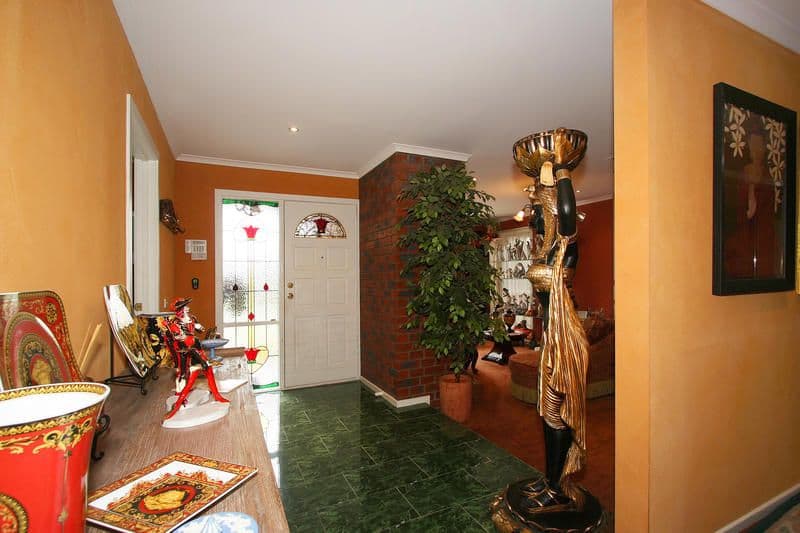 1 Dorrington Court, DINGLEY VILLAGE VIC 3172, Dingley Village - Thumbnail 2