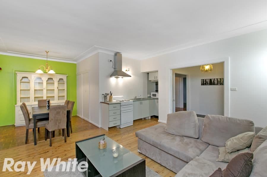 15 Graham Crescent, BAULKHAM HILLS NSW 2153, Baulkham Hills - Thumbnail 2